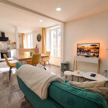 Casa Bella Ou Divina - Baby-foot, Extérieur, Jeux Arcade Appartement Thiers